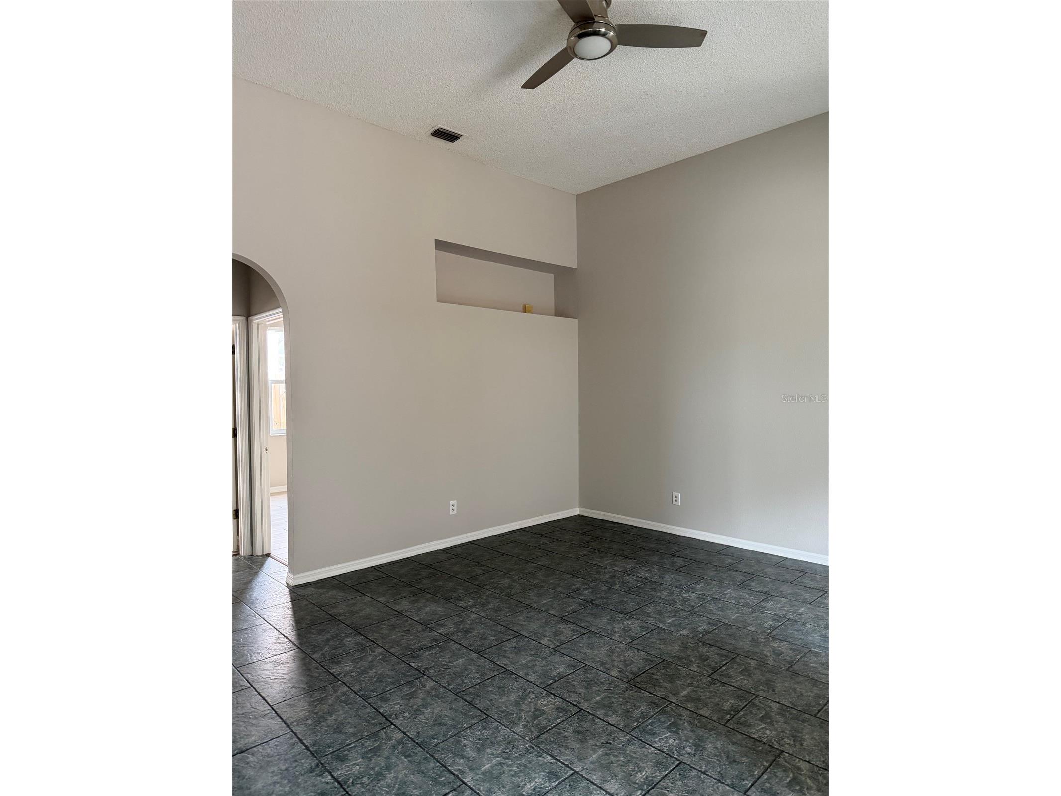 919 Grand Canyon Drive Valrico FL 33594 TB8513999 image5