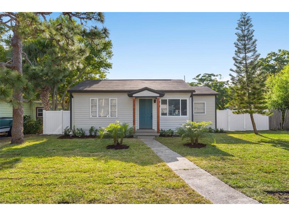 919 Gray Street S Gulfport FL 33707 U8228018 image1