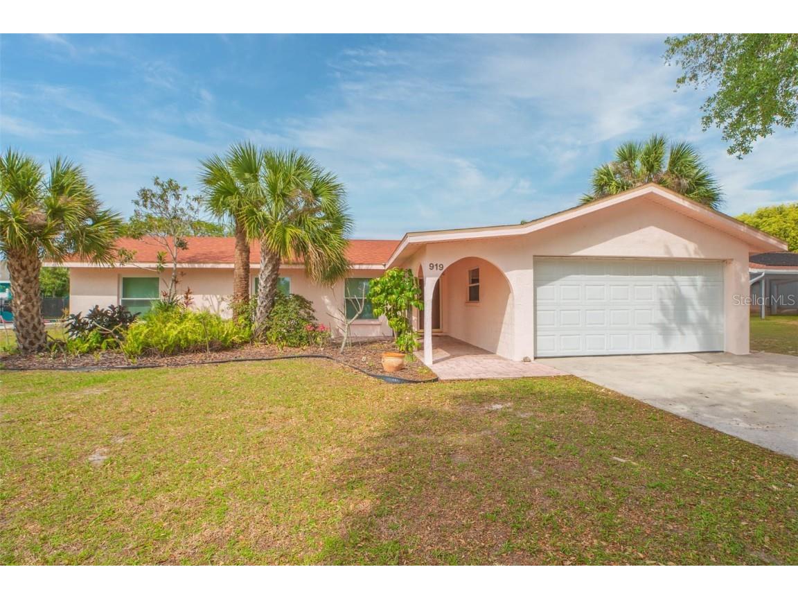 919 Sago Palm Way Apollo Beach FL 33572 T3490574 image1