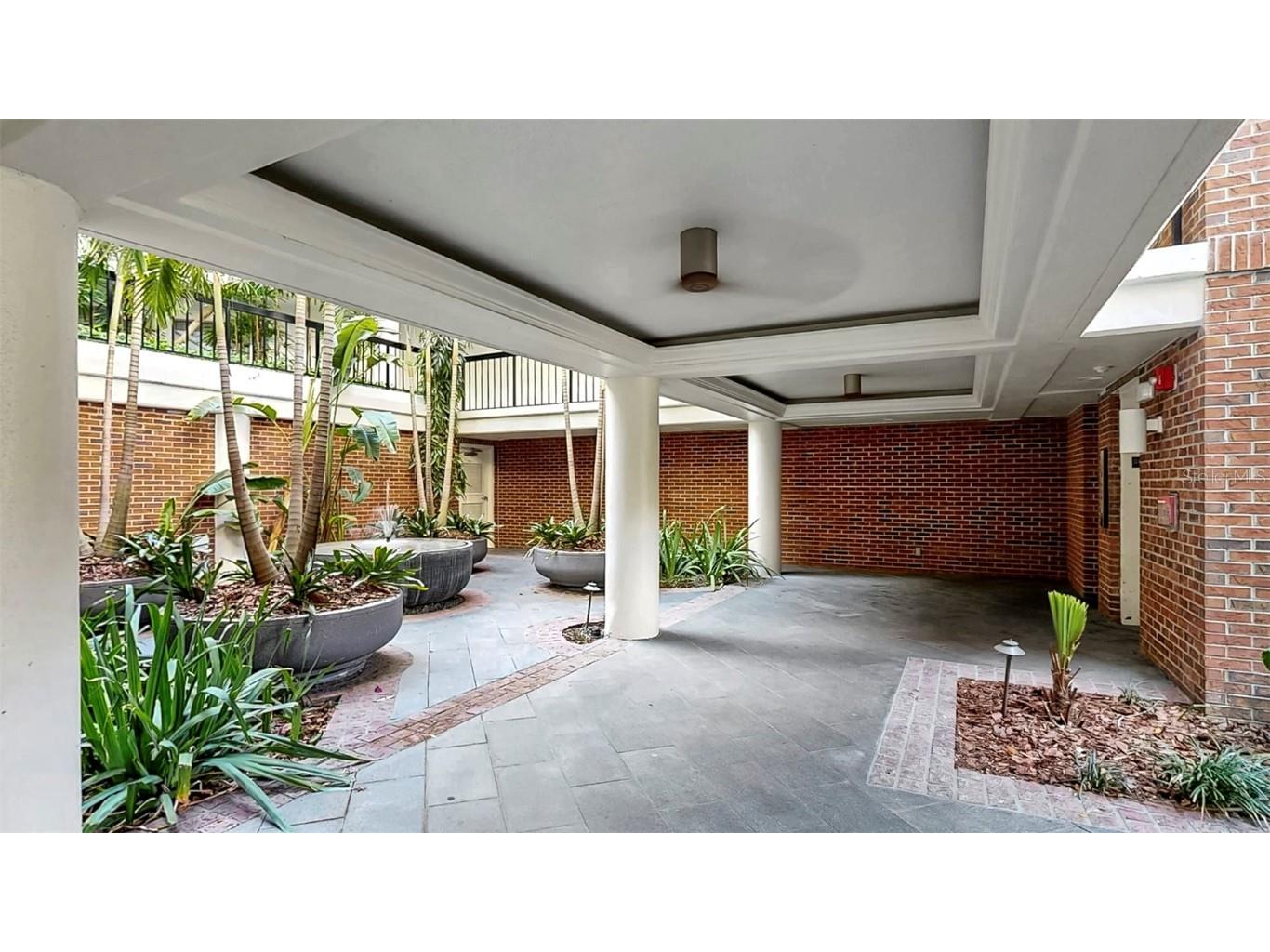 919 Seddon Cove Way #919 Tampa FL 33602 TB8371145 image4