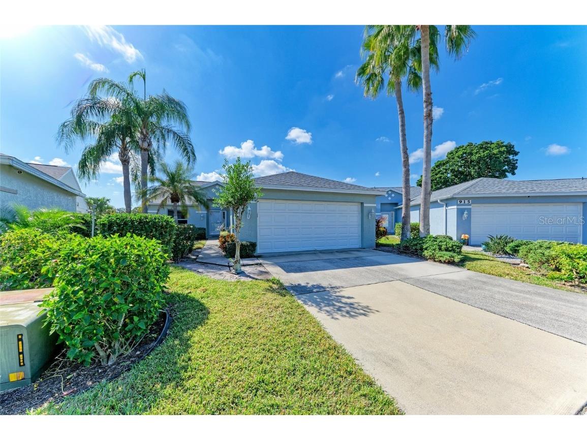 919 Spring Lakes Boulevard Bradenton FL 34210 A4672259 image1