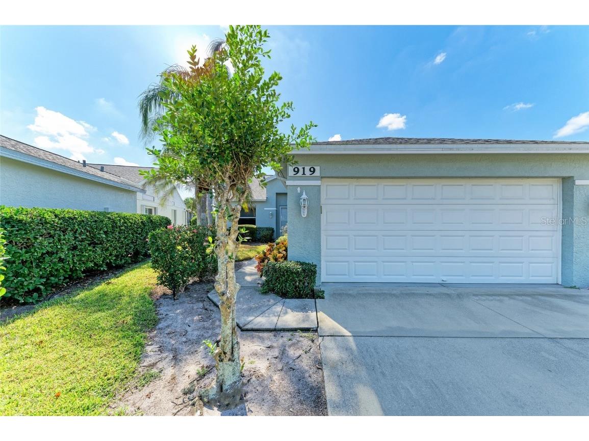 919 Spring Lakes Boulevard Bradenton FL 34210 A4672259 image3