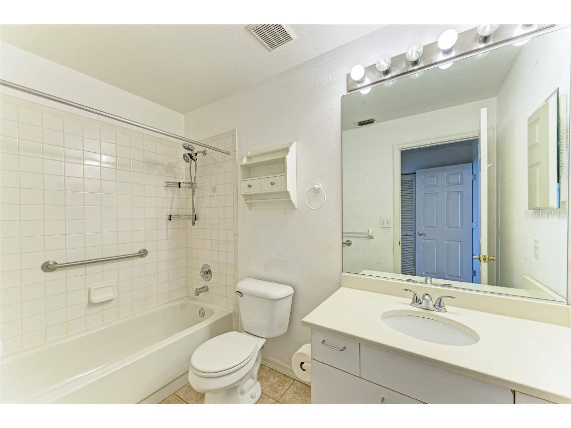 919 Spring Lakes Boulevard Bradenton FL 34210 A4672259 image30