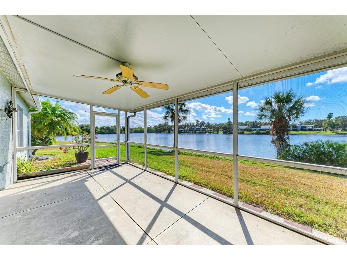 919 Spring Lakes Boulevard Bradenton FL 34210 A4672259 image32