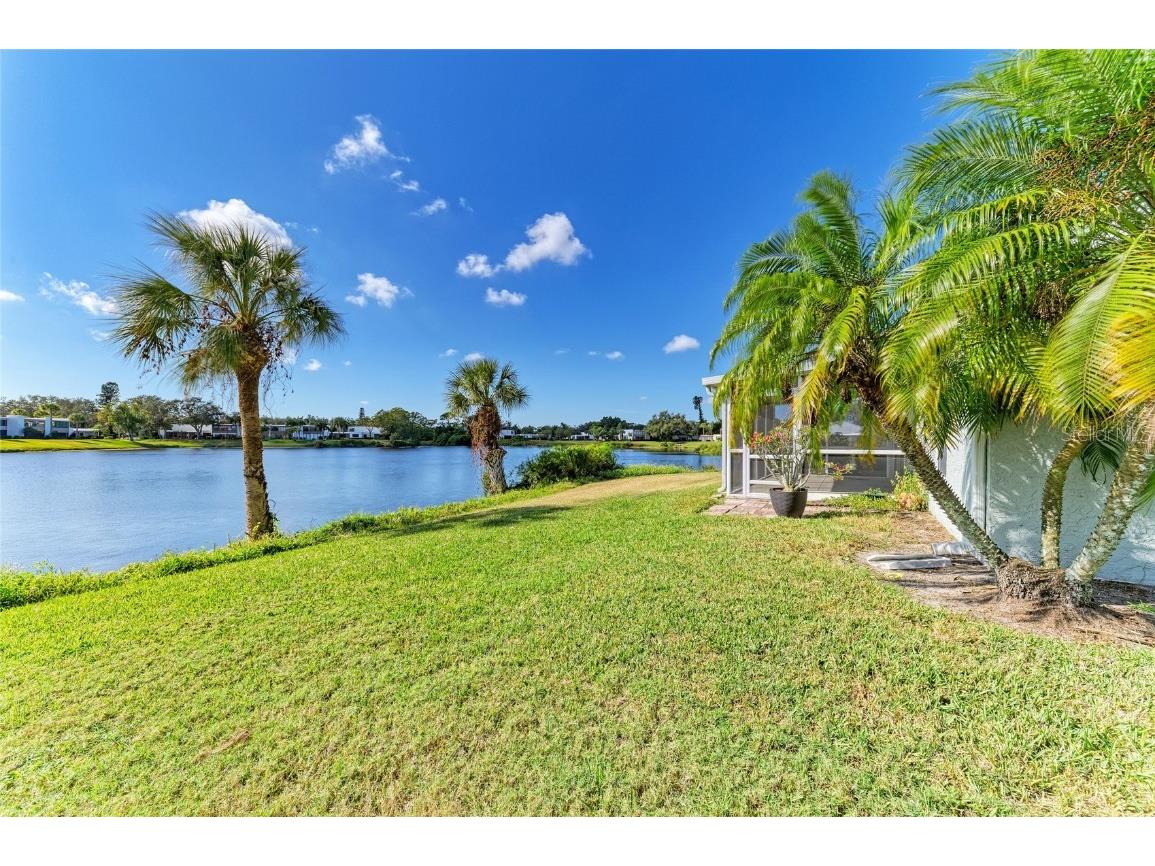 919 Spring Lakes Boulevard Bradenton FL 34210 A4672259 image36