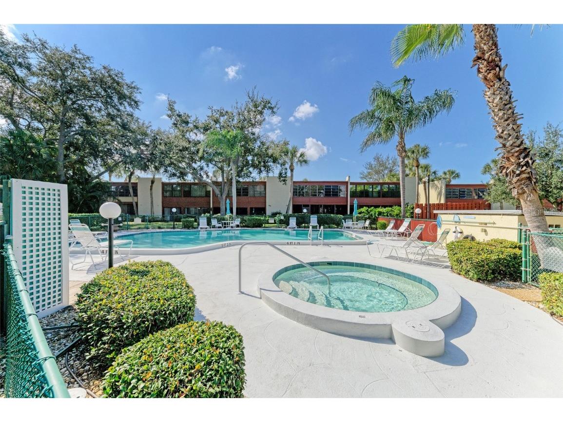 919 Spring Lakes Boulevard Bradenton FL 34210 A4672259 image42