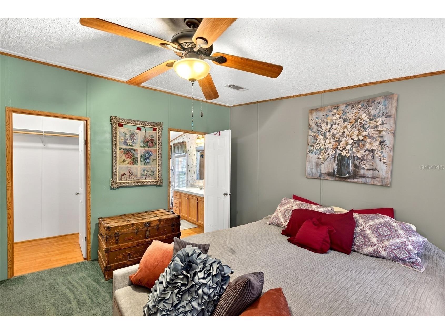 9190 NE 144th Terrace Silver Springs FL 34488 OM723584 image26