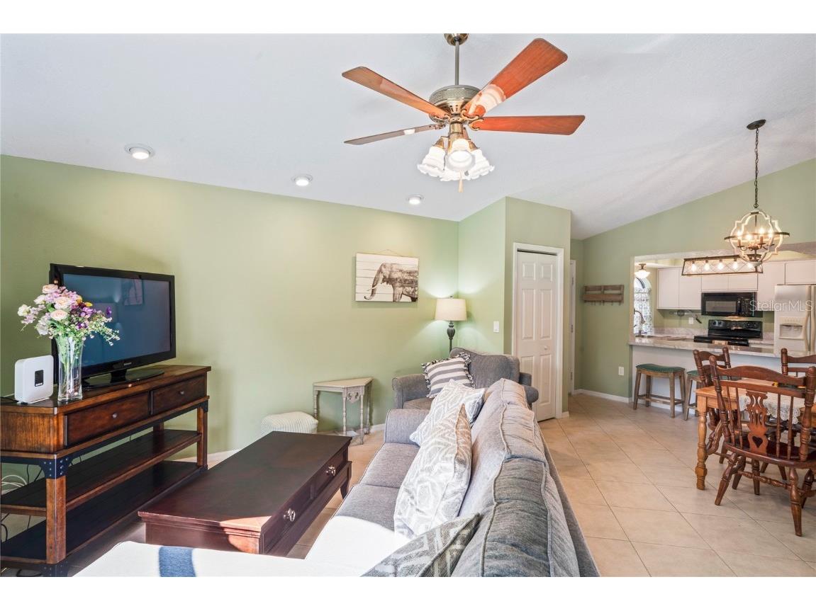 9195 Lingrove Road Weeki Wachee FL 34613 W7879380 image11