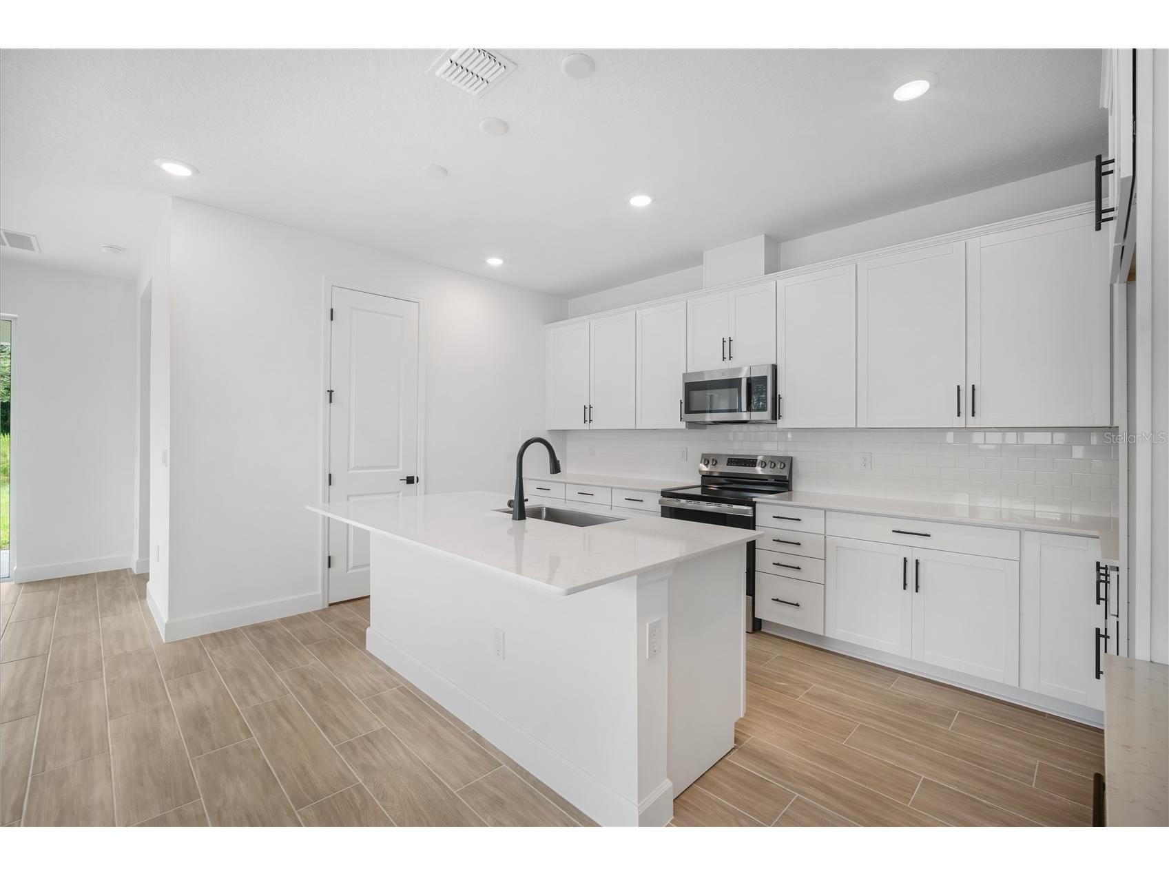 9195 Players Drive Weeki Wachee FL 34613 S5127199 image14