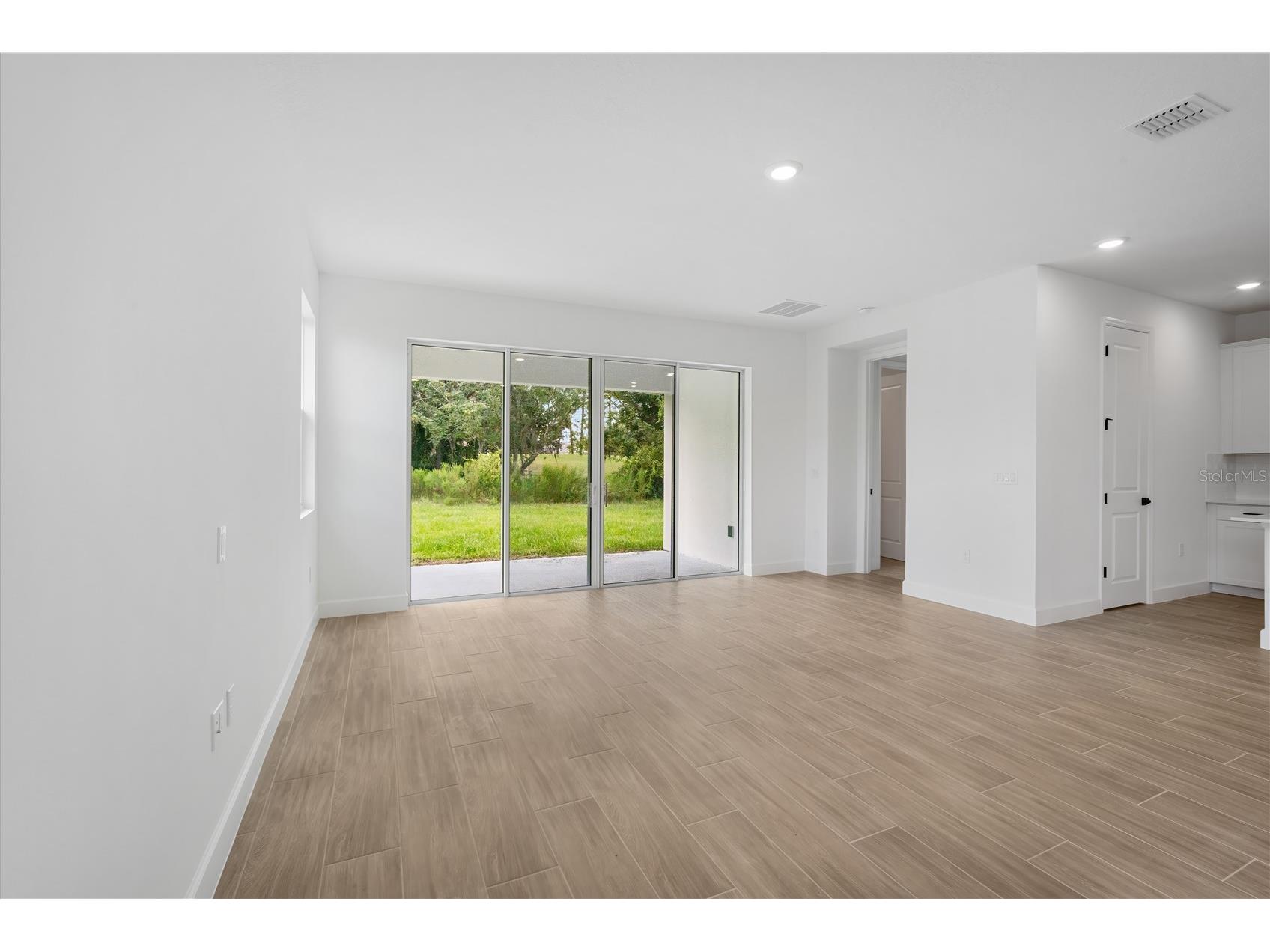 9195 Players Drive Weeki Wachee FL 34613 S5127199 image19