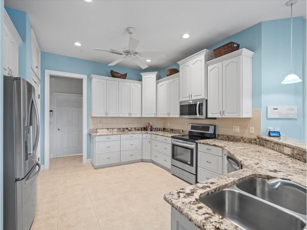 9196 Mississippi Run Weeki Wachee FL 34613 W7878253 image20