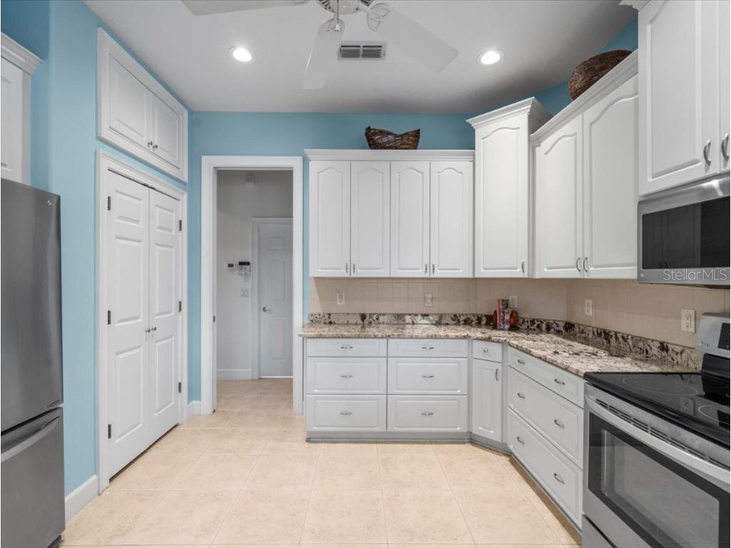 9196 Mississippi Run Weeki Wachee FL 34613 W7878253 image22