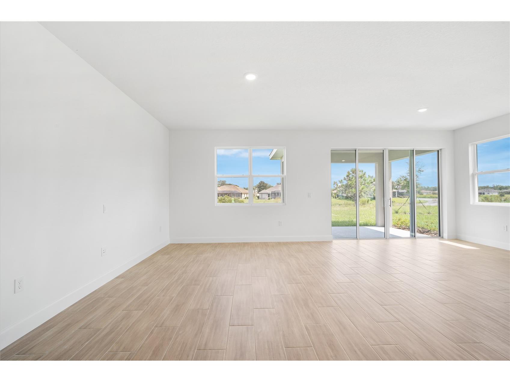 9196 Players Drive Weeki Wachee FL 34613 S5128252 image11