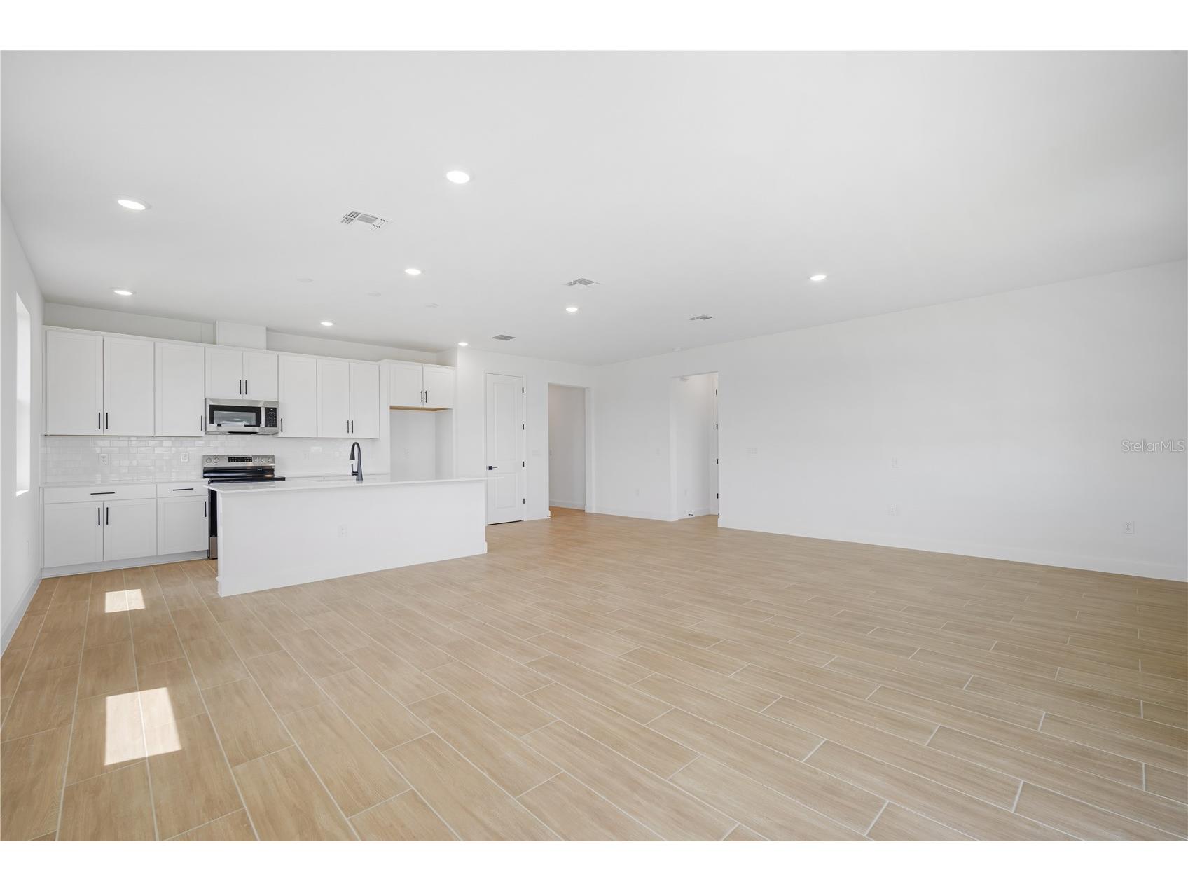 9196 Players Drive Weeki Wachee FL 34613 S5128252 image13