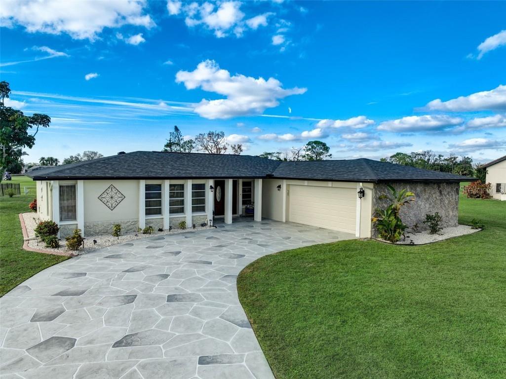 92 Caddy Road Rotonda West FL 33947 D6134116 image1