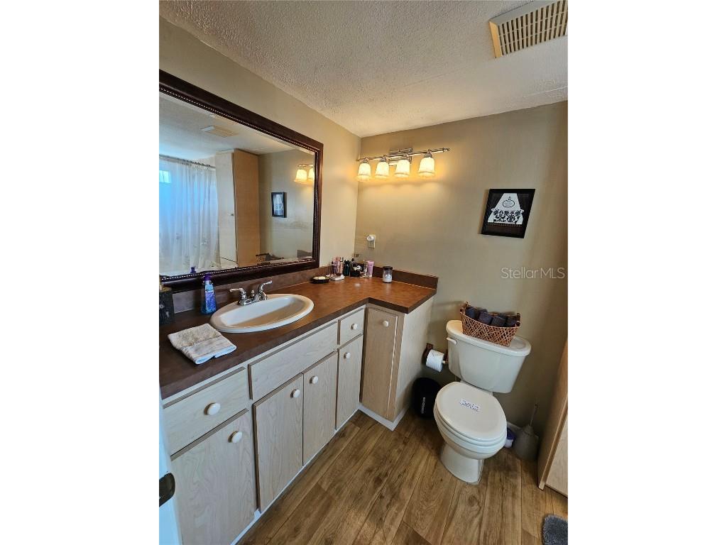 92 Constitution Lane Frostproof FL 33843 P4928988 image18