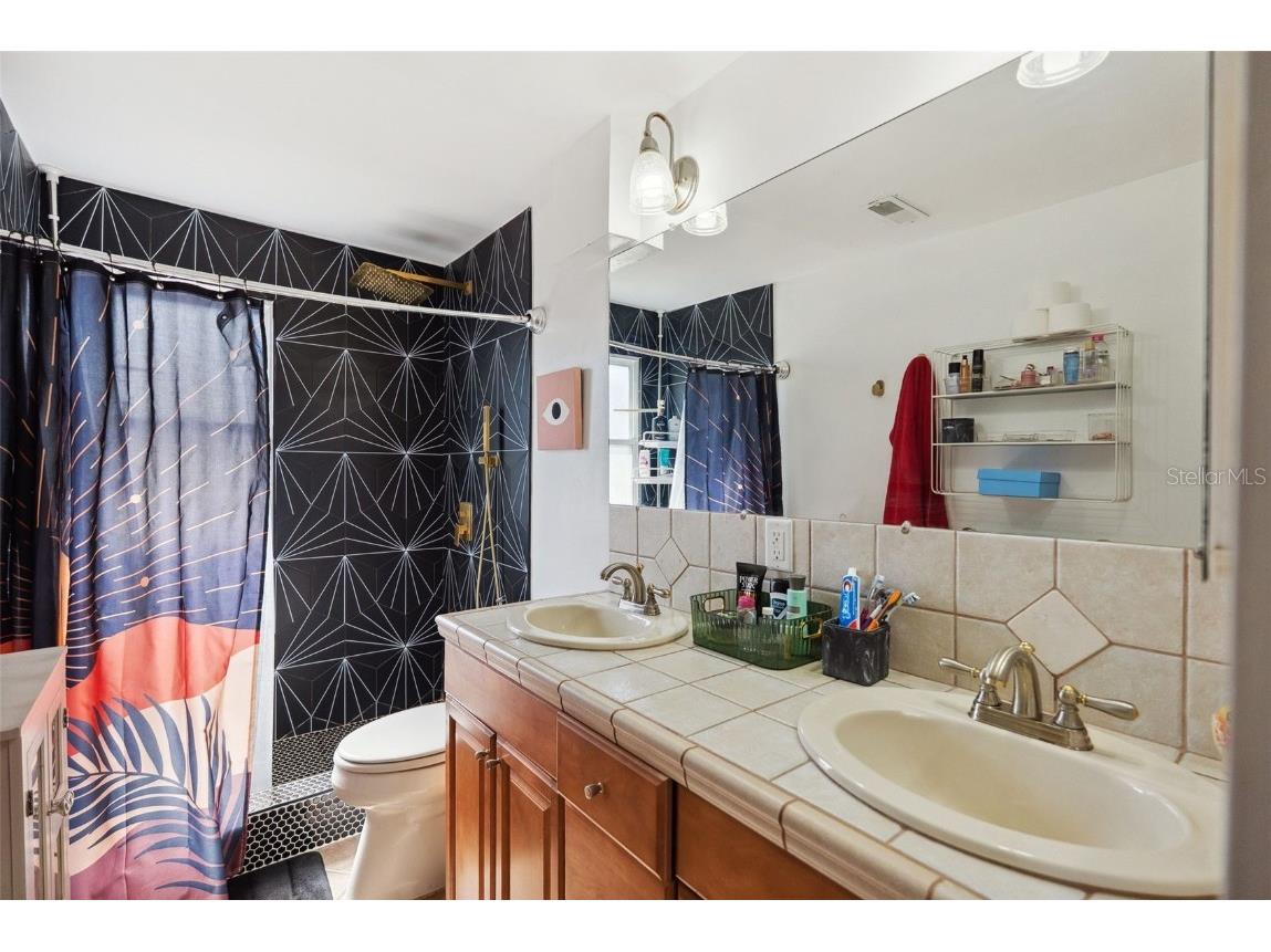 920 16th Avenue N Saint Petersburg FL 33704 TB8380319 image26