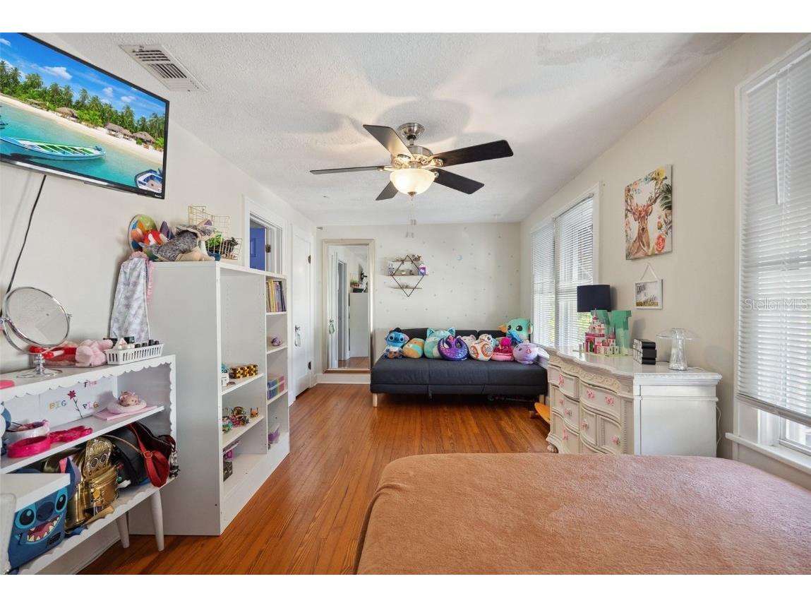 920 16th Avenue N Saint Petersburg FL 33704 TB8380319 image28