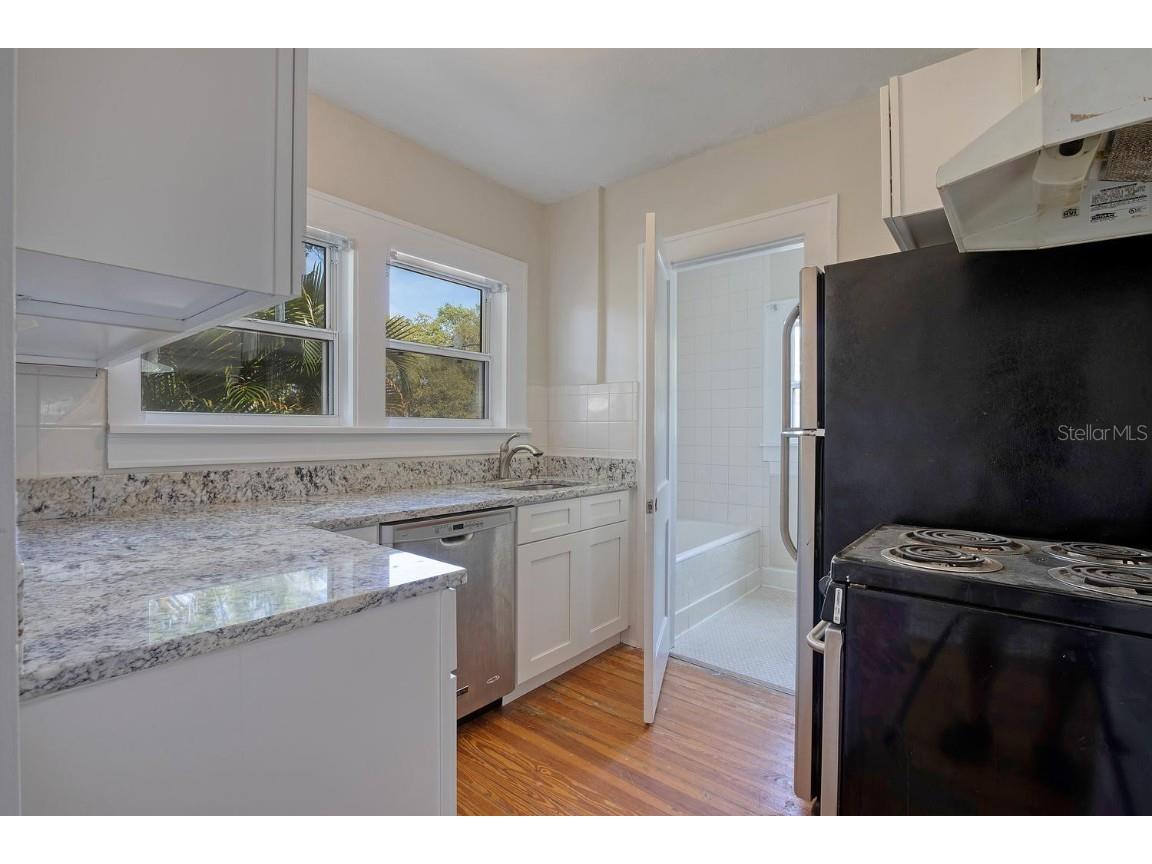 920 16th Avenue N Saint Petersburg FL 33704 TB8380319 image45