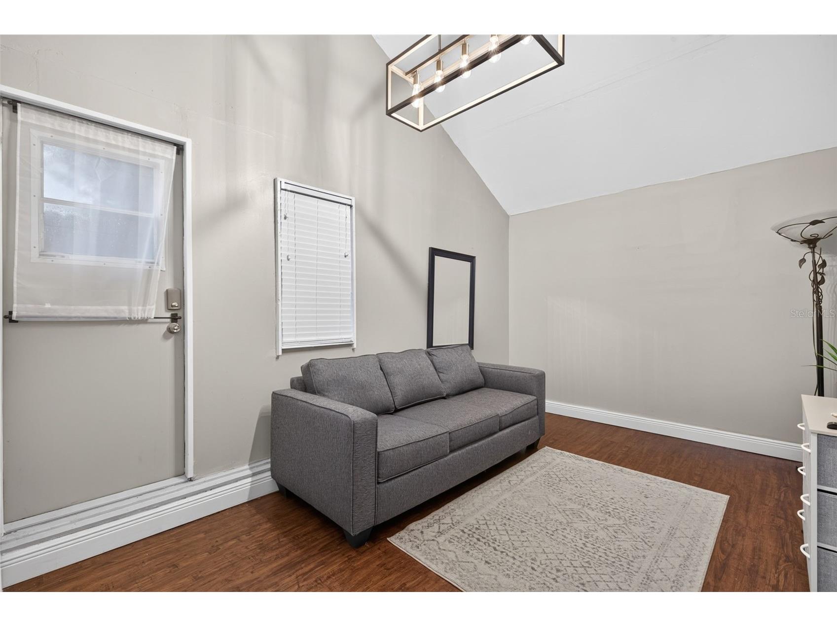 920 29th Street N Saint Petersburg FL 33713 TB8530898 image16