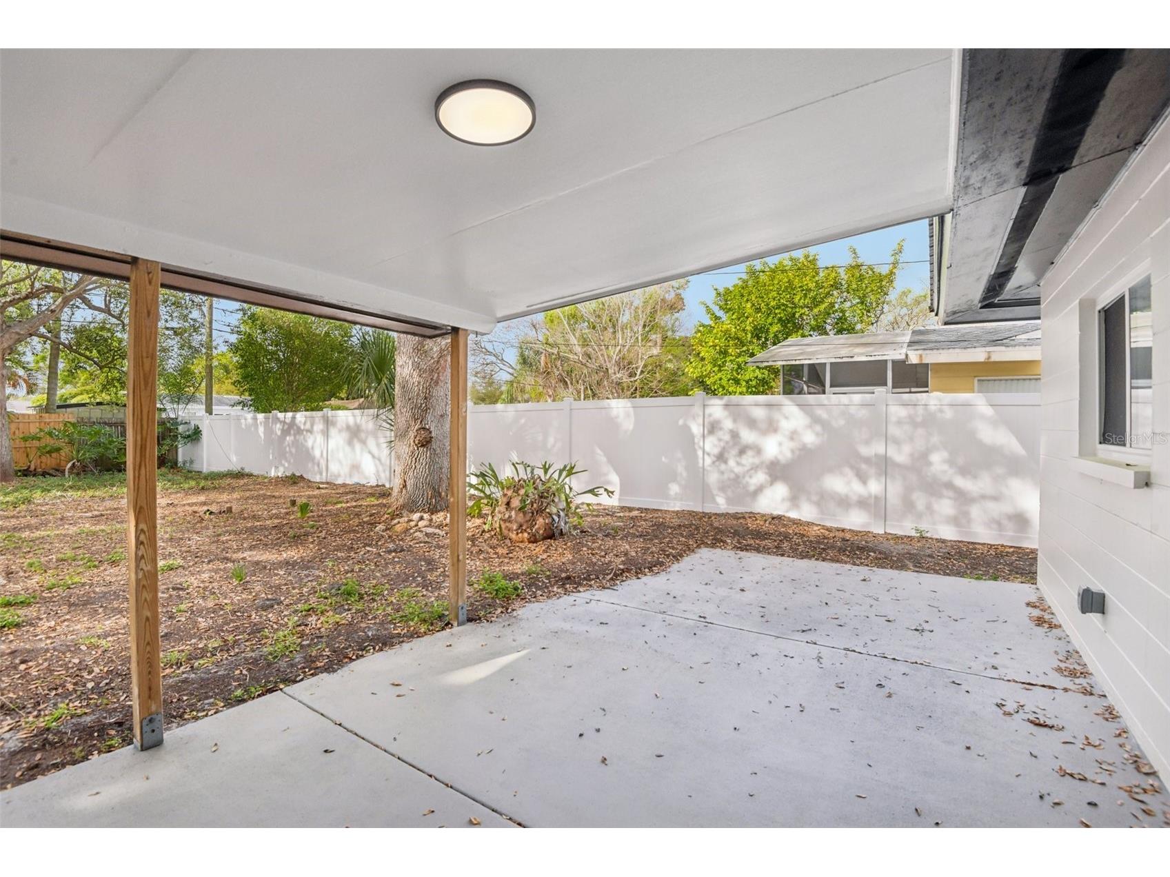 920 43rd Avenue NE Saint Petersburg FL 33703 TB8483798 image7