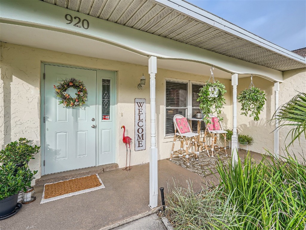 920 68th Street NW Bradenton FL 34209 A4596350 image1