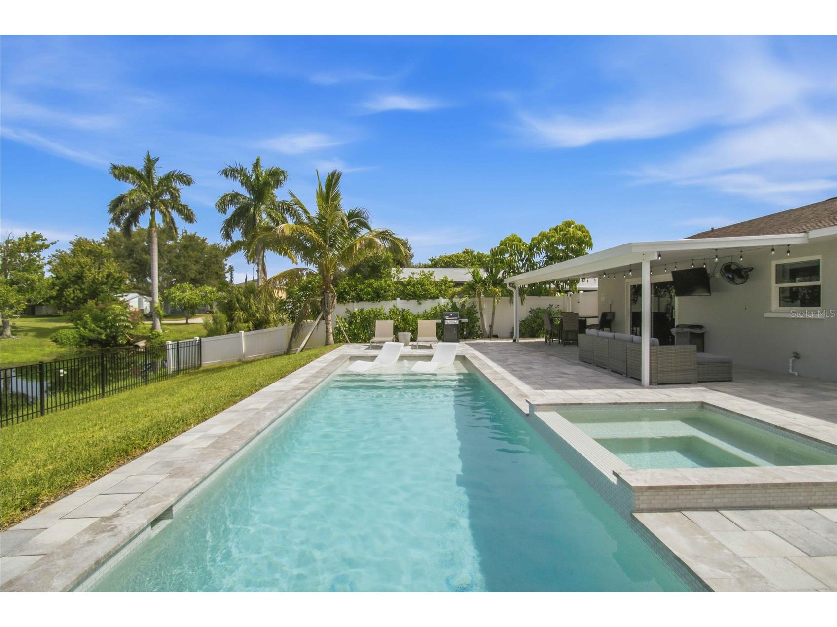 920 68th Street NW Bradenton FL 34209 A4700929 image33