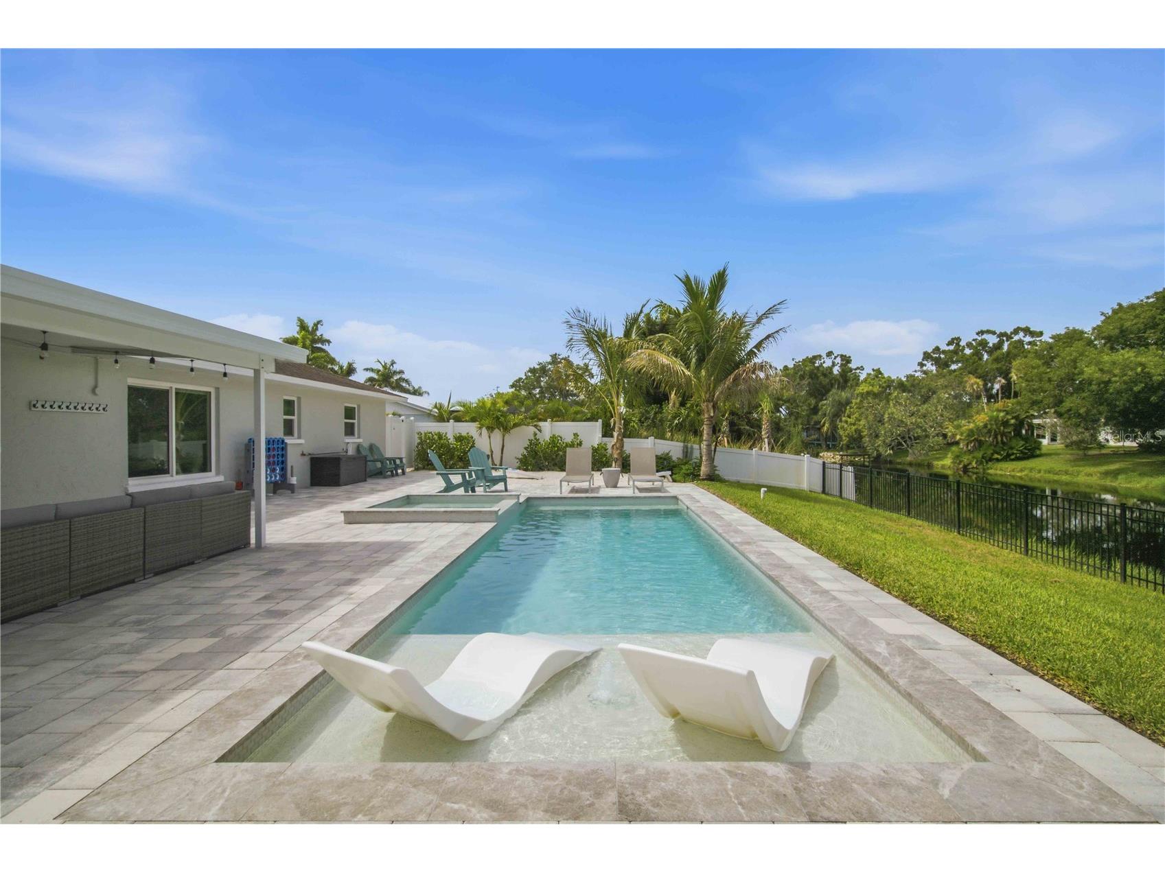 920 68th Street NW Bradenton FL 34209 A4700929 image36
