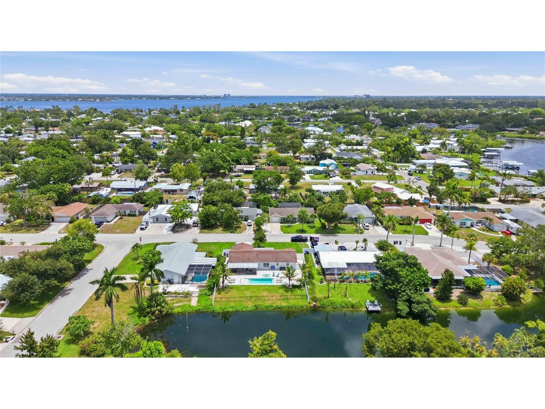 920 68th Street NW Bradenton FL 34209 A4700929 image73