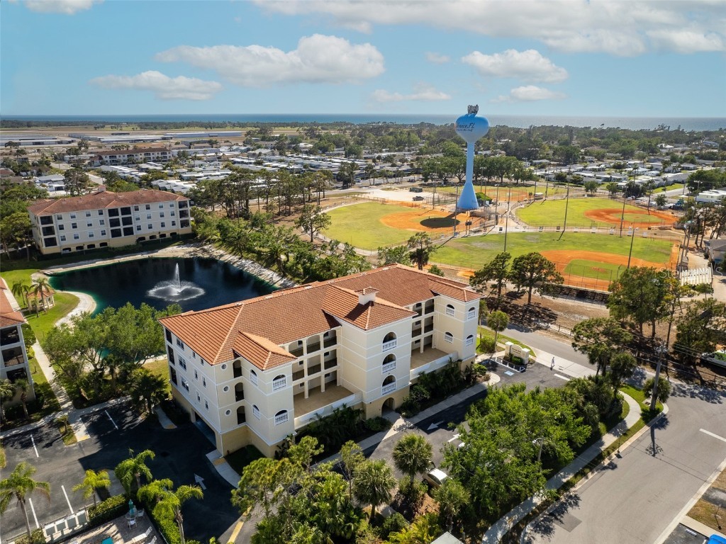 920 Cooper Street #301 Venice FL 34285 N6126040 image1