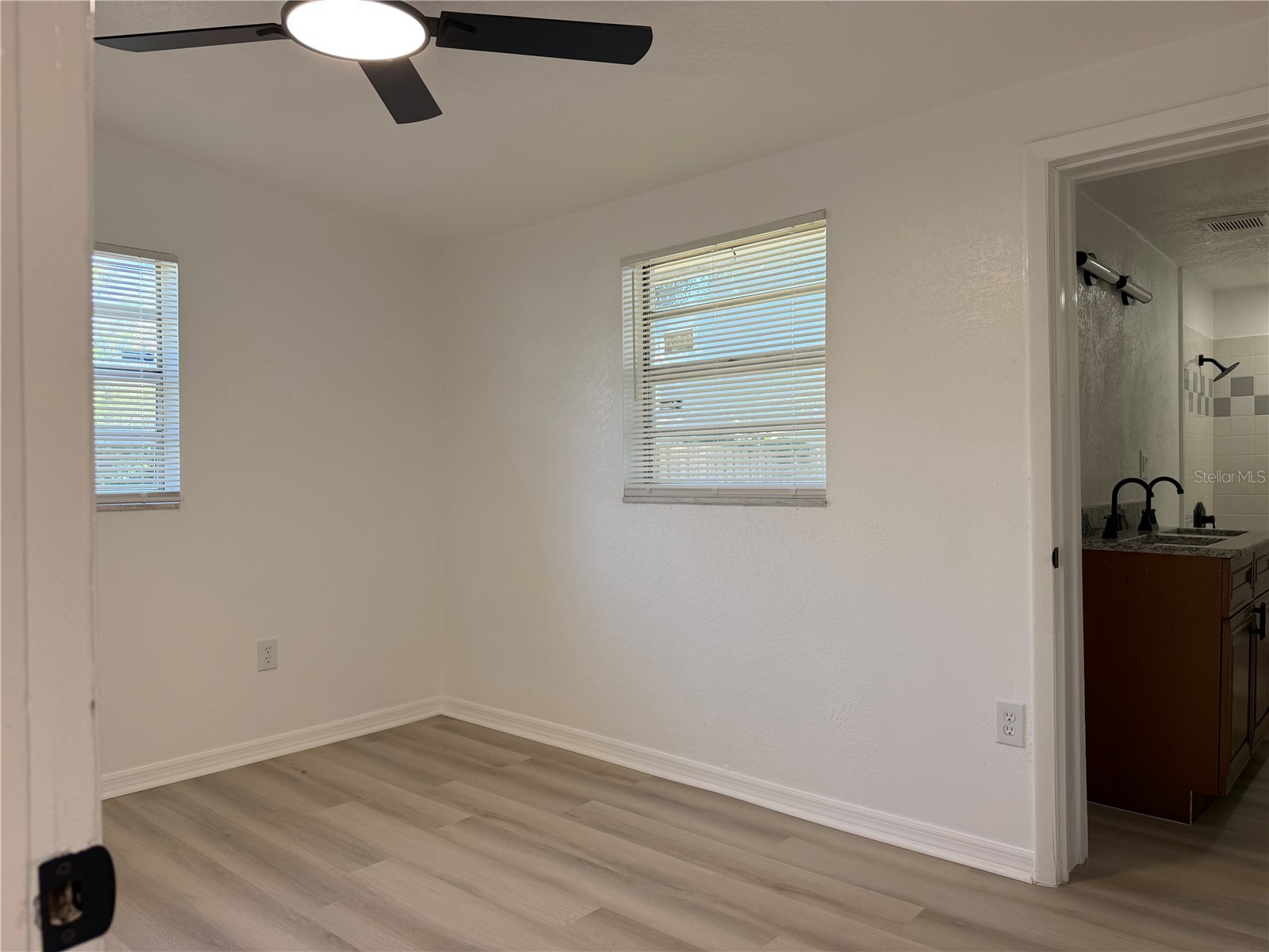 920 E 123rd Avenue Tampa FL 33612 TB8524991 image9