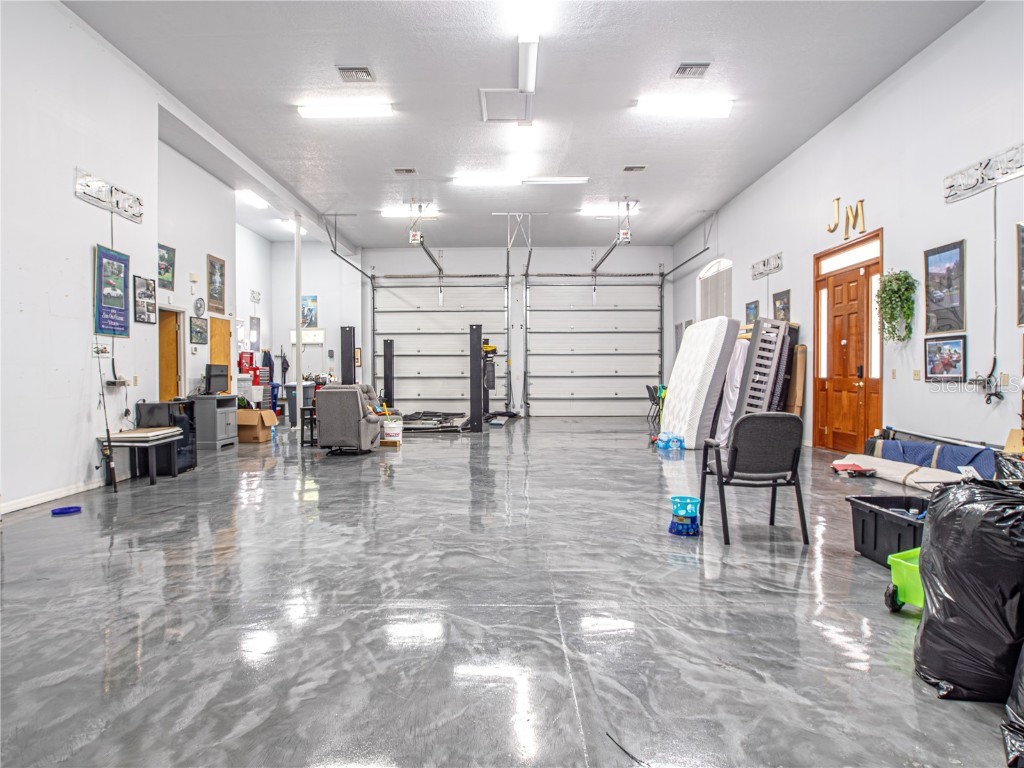 920 E Lake Drive Tarpon Springs FL 34688 TB8451942 image12