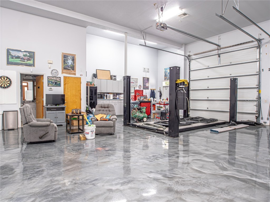 920 E Lake Drive Tarpon Springs FL 34688 TB8451942 image16