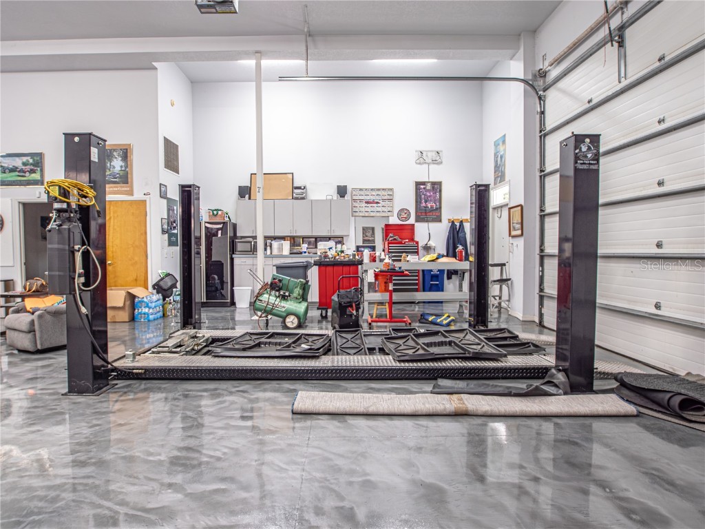 920 E Lake Drive Tarpon Springs FL 34688 TB8451942 image17