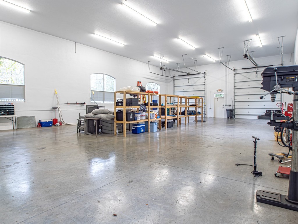 920 E Lake Drive Tarpon Springs FL 34688 TB8451942 image20