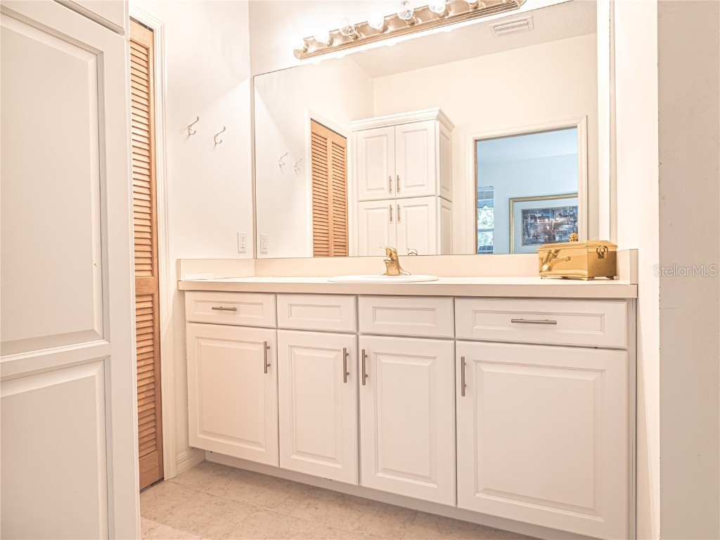 920 E Lake Drive Tarpon Springs FL 34688 TB8451942 image38