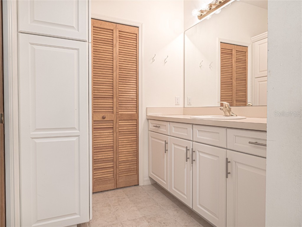 920 E Lake Drive Tarpon Springs FL 34688 TB8451942 image41