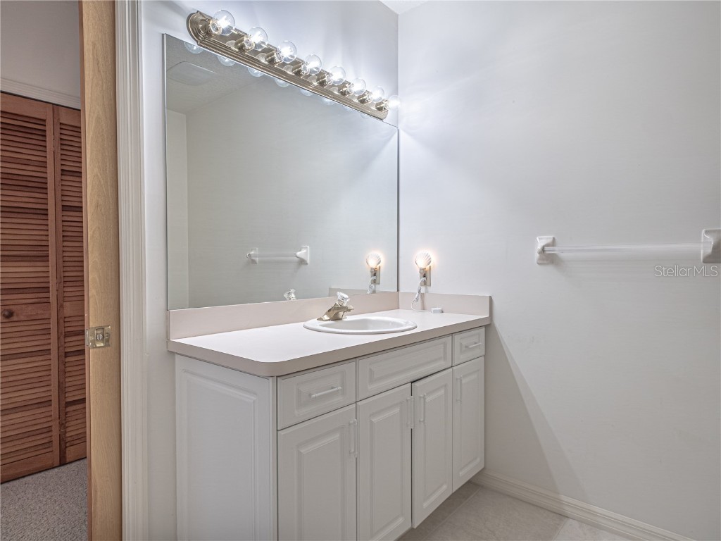 920 E Lake Drive Tarpon Springs FL 34688 TB8451942 image61