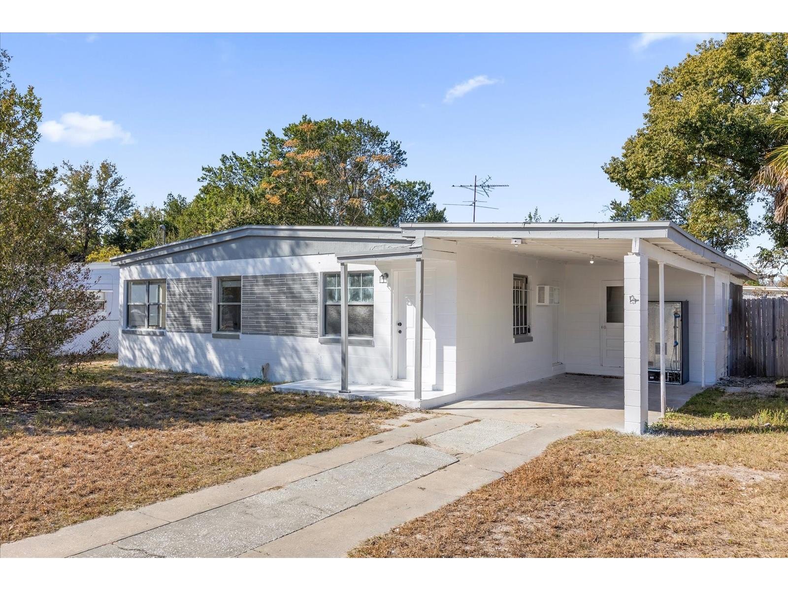 920 Hacienda Court Orlando FL 32808 O6380978 image1