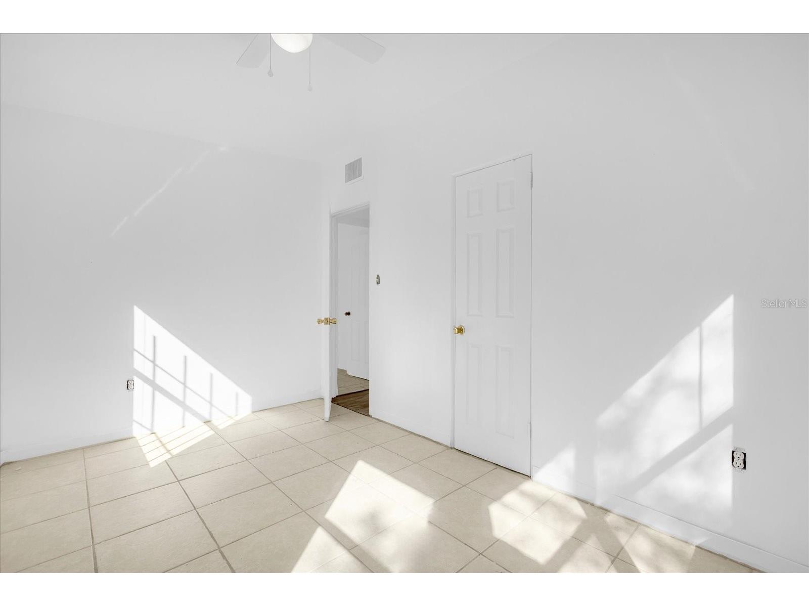 920 Hacienda Court Orlando FL 32808 O6380978 image16