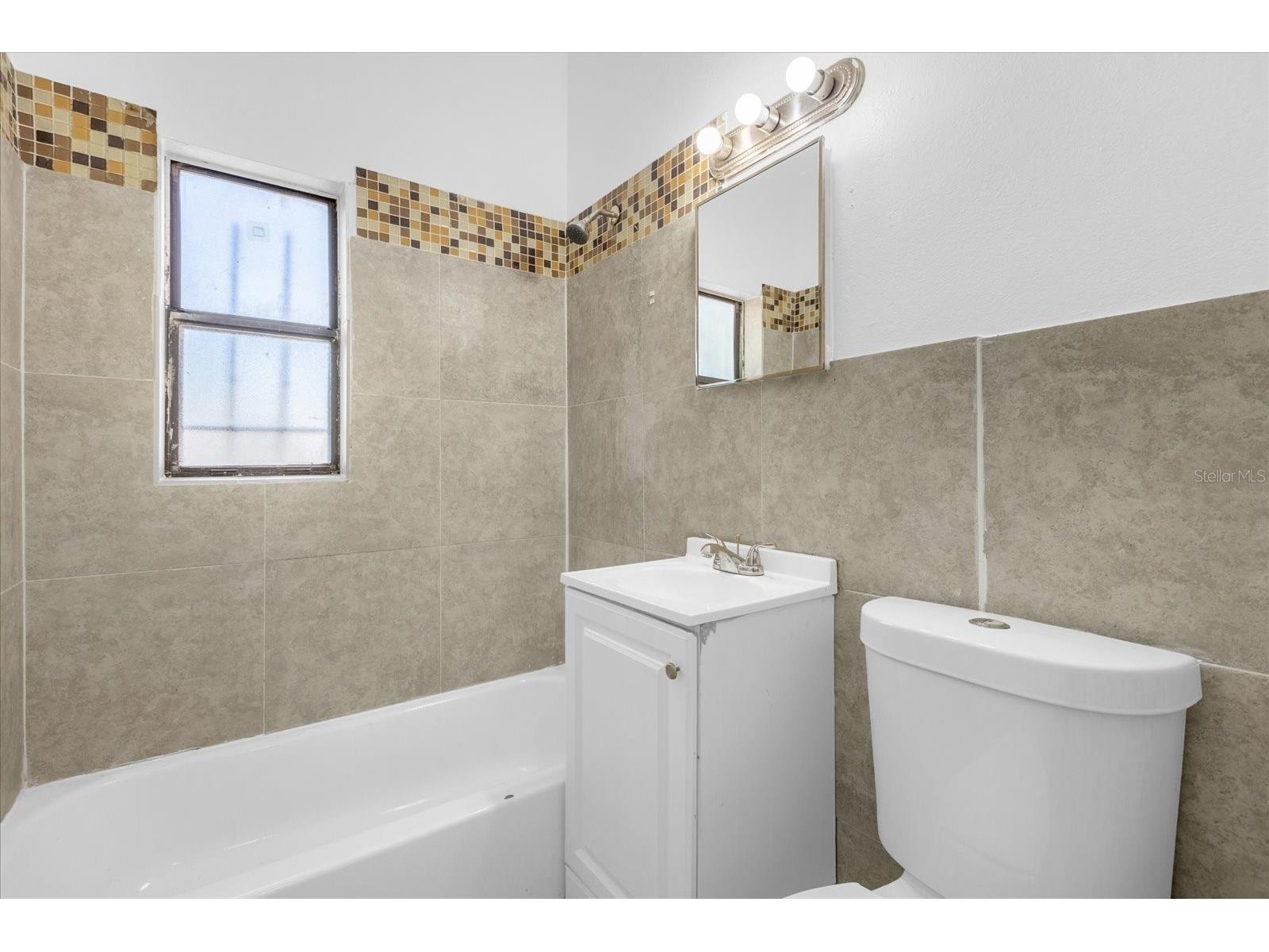 920 Hacienda Court Orlando FL 32808 O6380978 image19