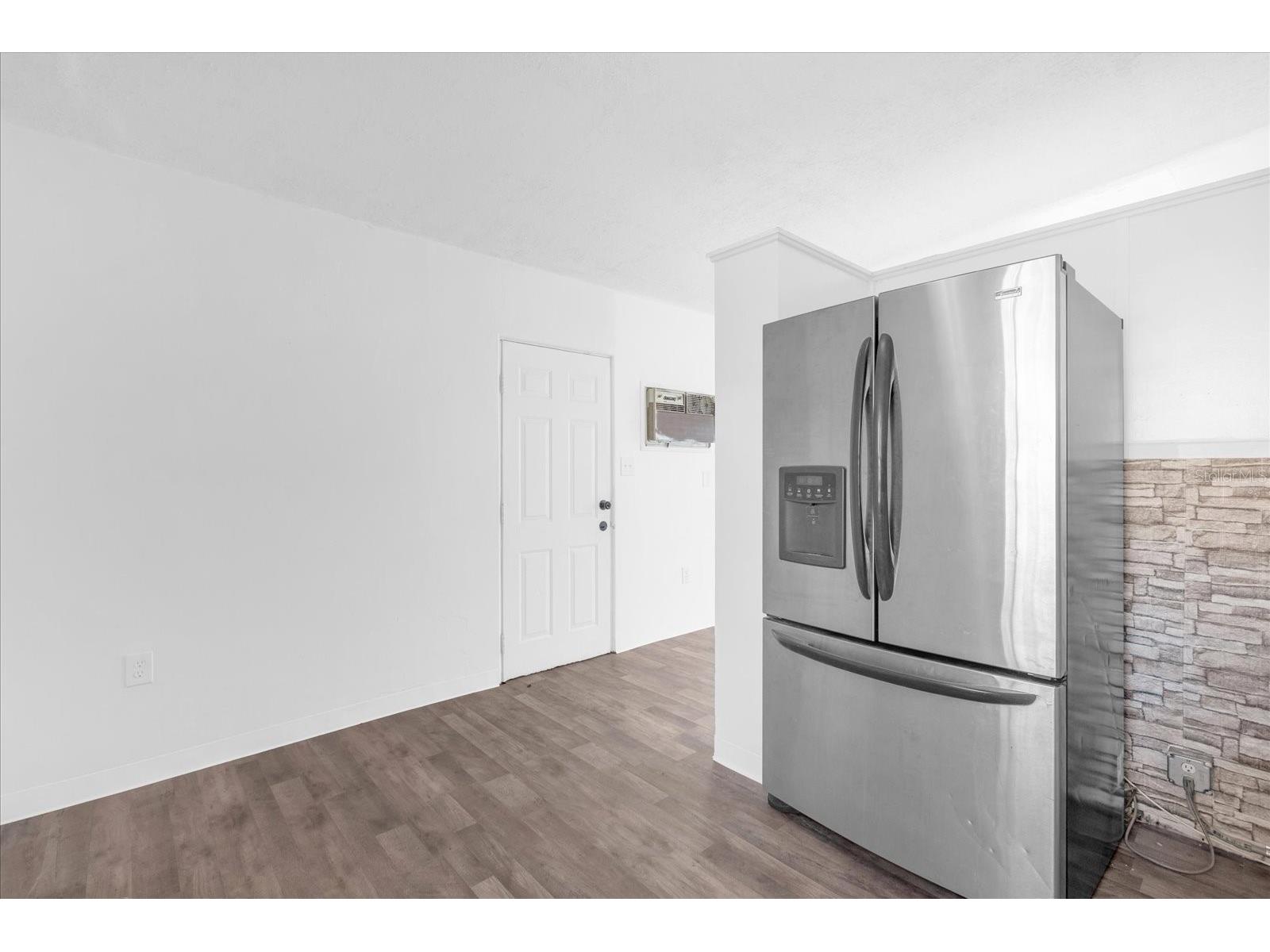 920 Hacienda Court Orlando FL 32808 O6380978 image9
