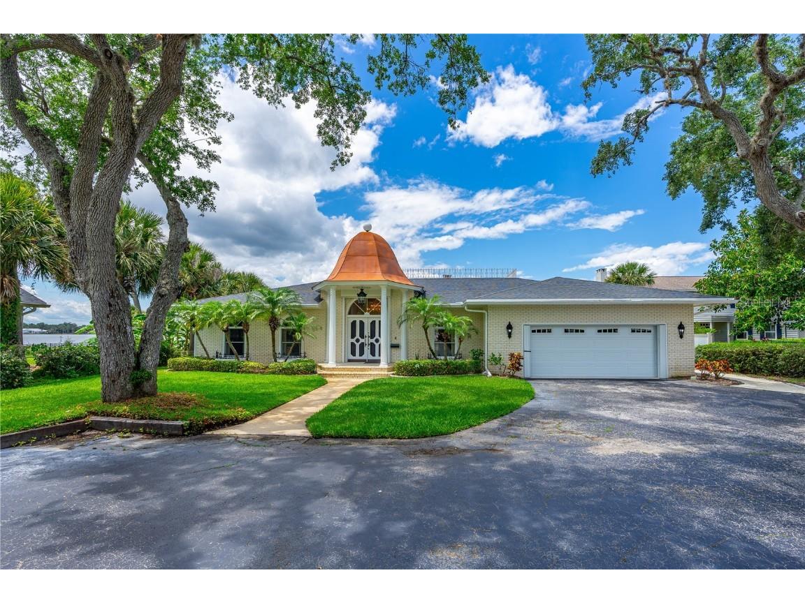 920 John Anderson Drive Ormond Beach FL 32176 V4944562 image1