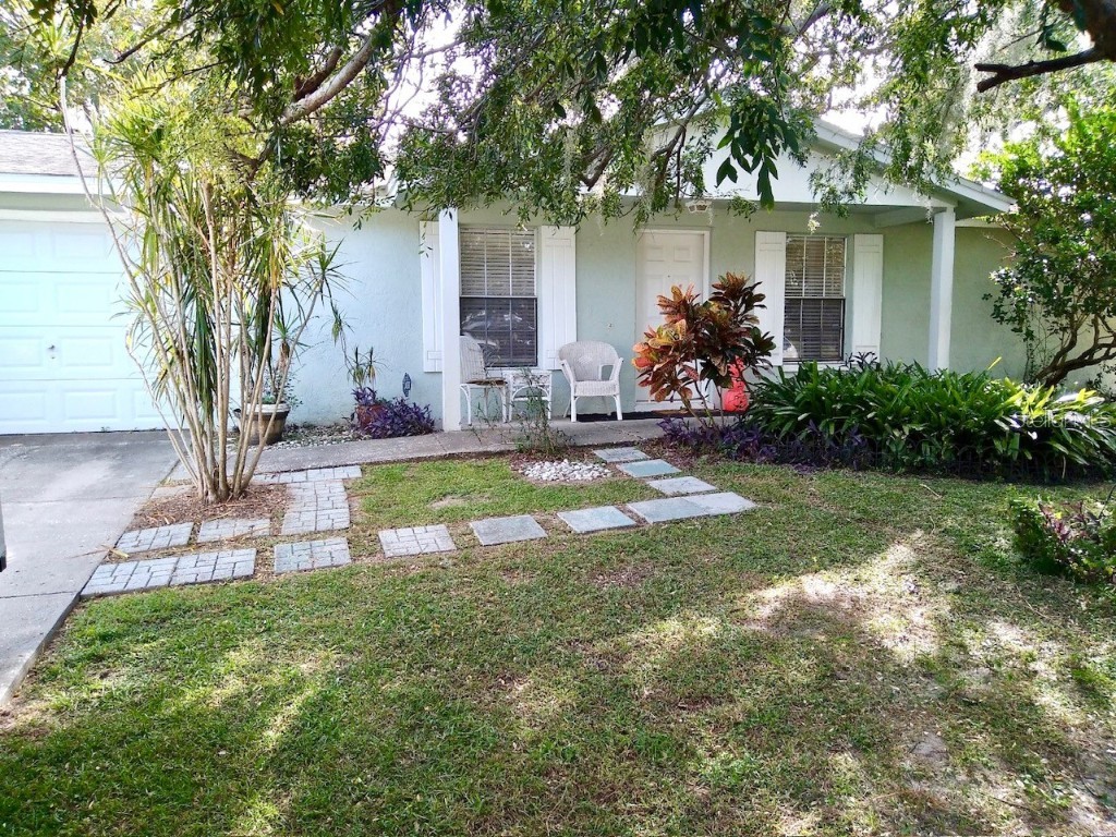 920 Kirkcaldy Way Valrico FL 33594 T3483344 image1