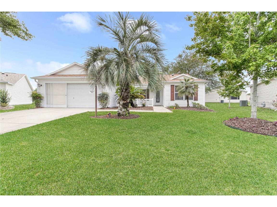 920 Ladson Loop The Villages FL 32162 OM636901 image1