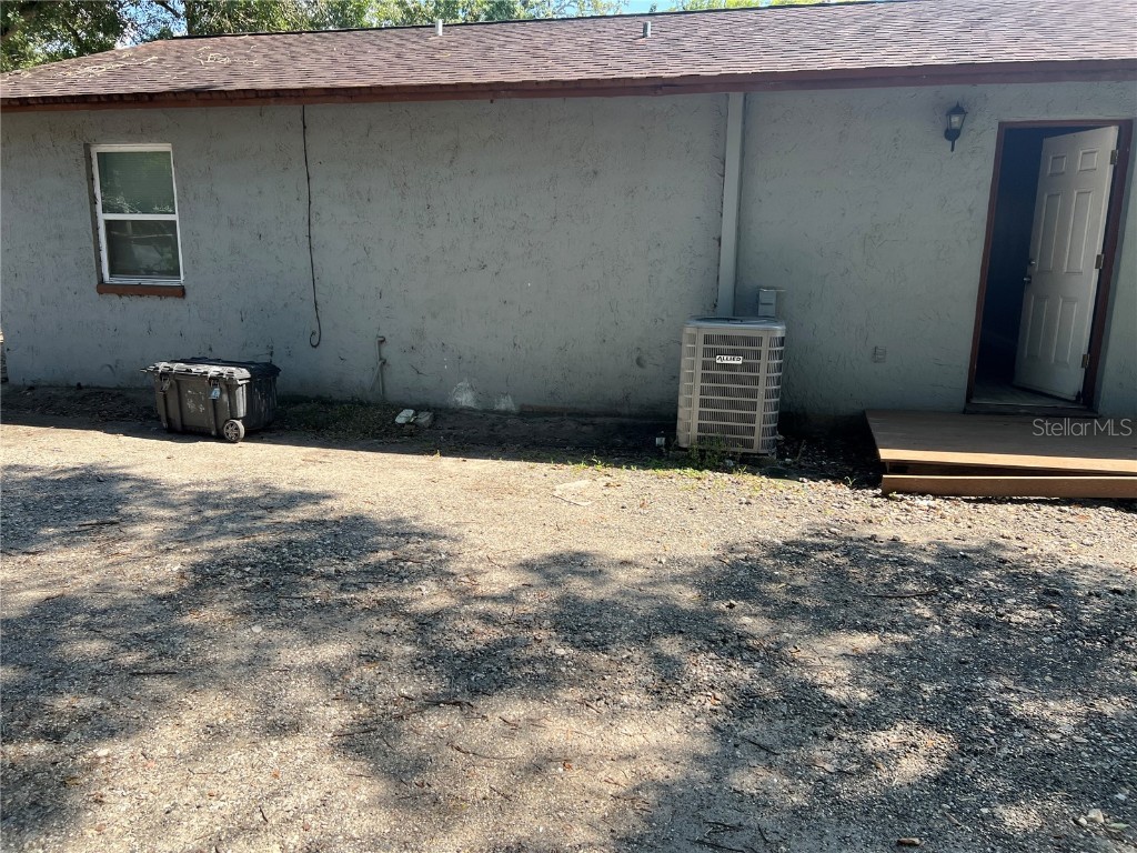 920 Maydell Drive #B Tampa FL 33619 TB8457127 image6