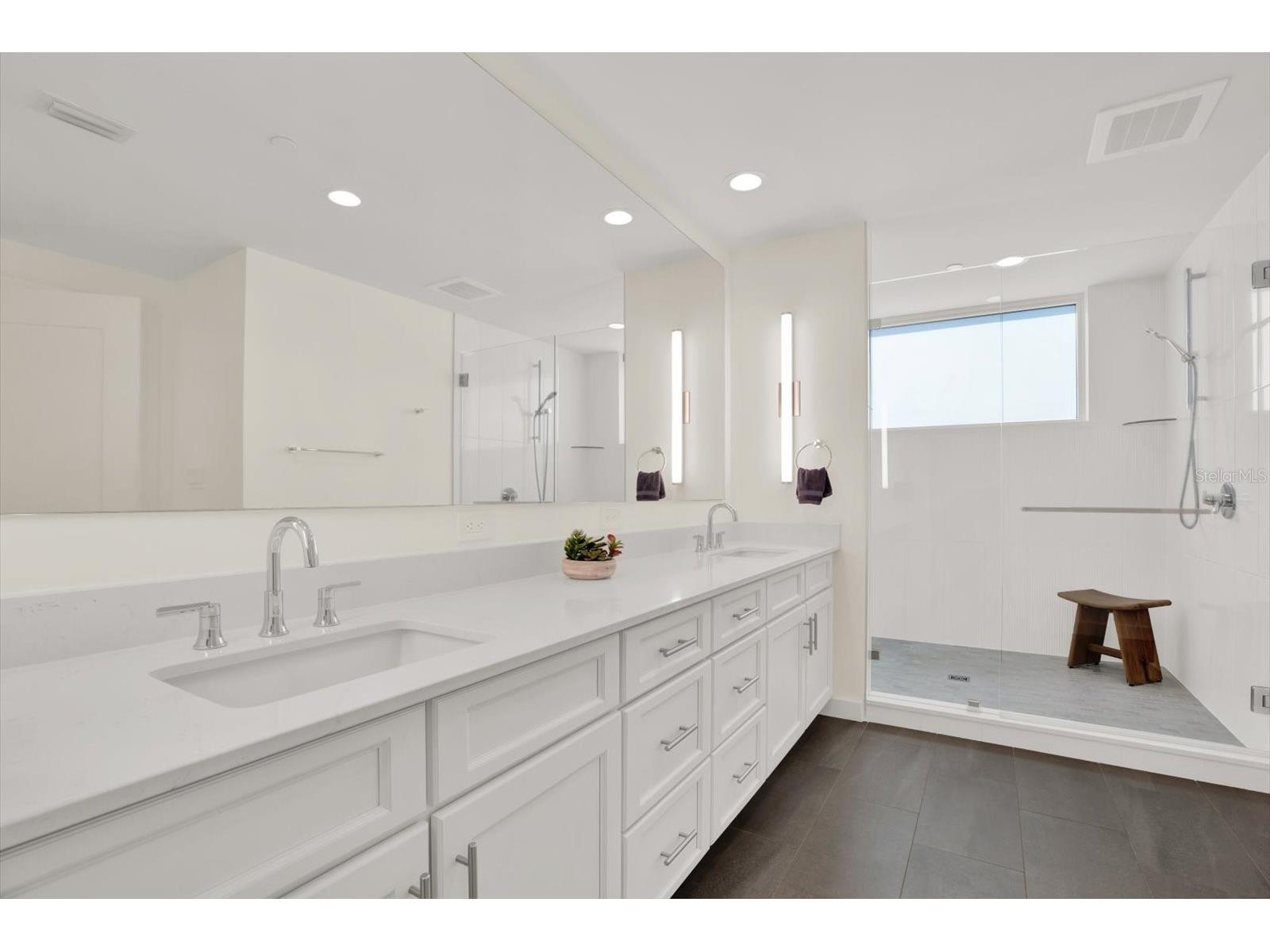 920 N Osceola Avenue #301 Clearwater FL 33755 - INTRACOASTAL WATERWAY TB8494405 image4