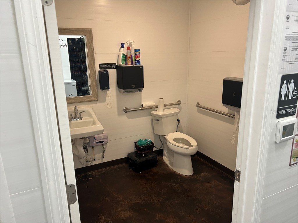 920 N Pine Avenue Ocala FL 34475 OM698093 image8