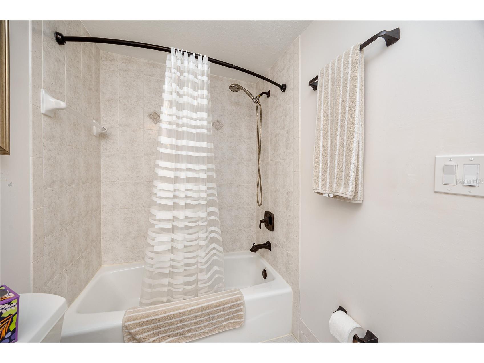 920 North Shore Drive NE Saint Petersburg FL 33701 TB8514271 image34