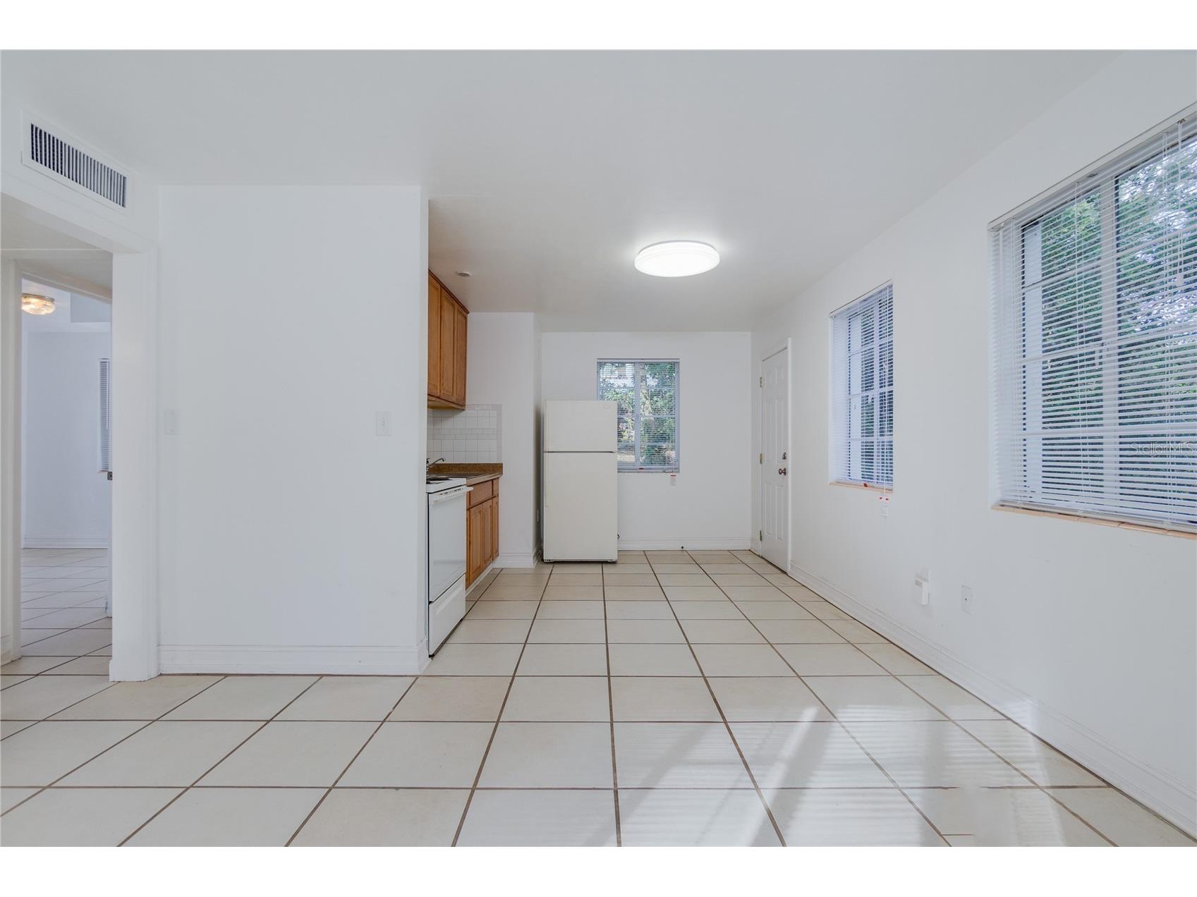 920 NW 20th Street Gainesville FL 32603 GC537023 image4